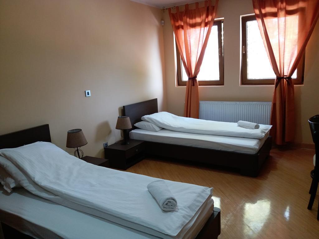 Hotel Vila Hayat Sarajevo Exterior photo