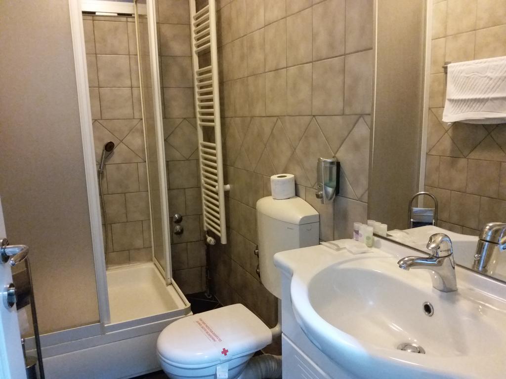 Hotel Vila Hayat Sarajevo Room photo